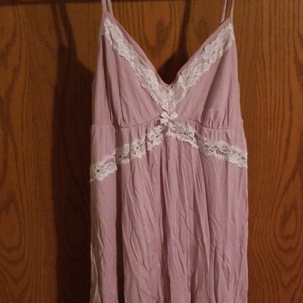 Ladies mauve chemise